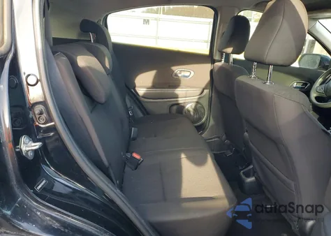 2017 Honda Hr-V Lx z USA, uszkodzony, nr VIN 3CZRU6H31HG702472